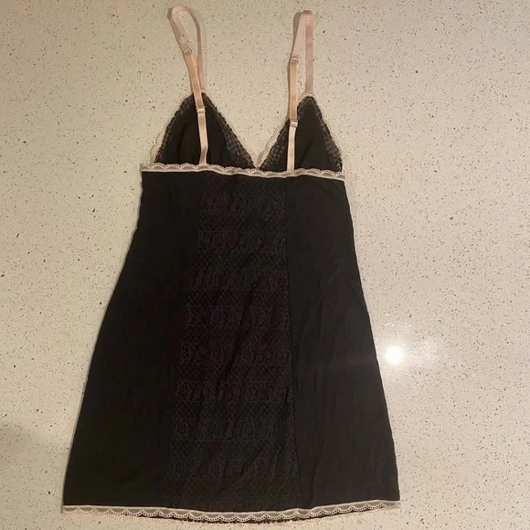 Elegant Black Lace Slip Dress - Picture 6 of 6